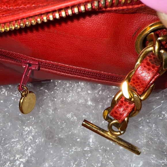 AUTHENTIC VINTAGE❣️RED CHANEL TRIPLE C LOGO CAVIAR  LEATHER TOTE - SHOULDER BAG - Picture 14 of 16